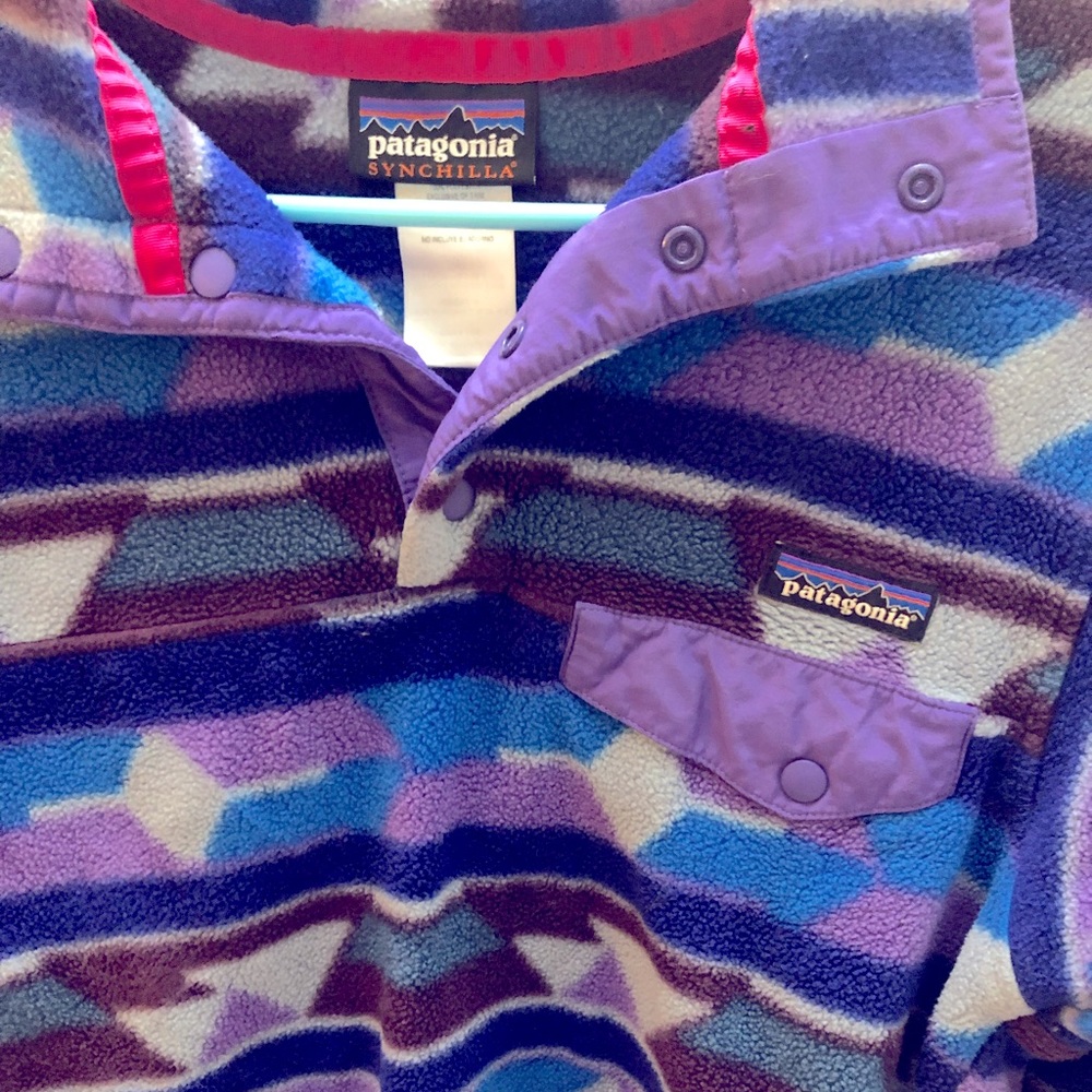 Patagonia purple patterned fleece